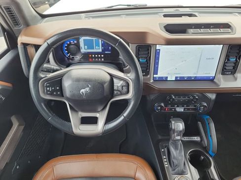 Used 2023 Ford Bronco Outer Banks image 14