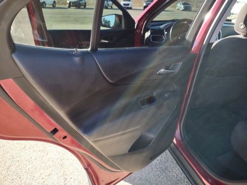 Used 2019 Chevrolet Equinox LT image 15