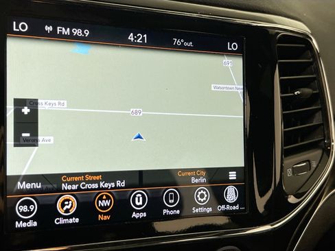 Used 2022 Jeep Grand Cherokee Limited image 12