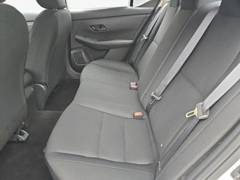 Used 2025 Nissan Sentra S FWD image 11