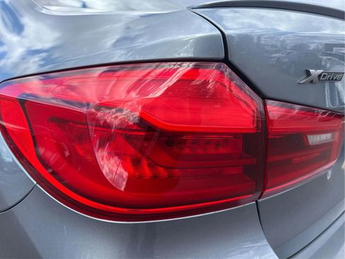 Used 2020 BMW M550i xDrive w/ Executive Package image 28