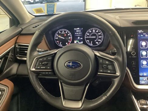 Used 2023 Subaru Outback Touring XT AWD/4WD image 7
