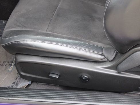 Used 2016 Dodge Challenger R/T Plus image 16