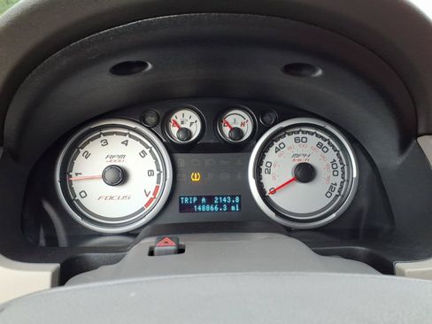 Used 2008 Ford Focus SE FWD image 14