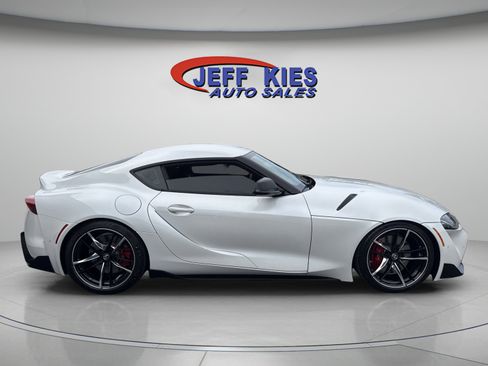 Used 2022 Toyota Supra Premium w/ Driver Assist Package RWD image 9