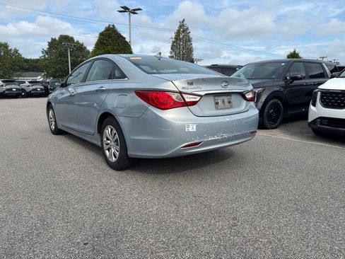 Used 2011 Hyundai Sonata GLS FWD image 3
