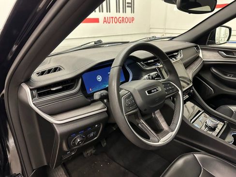 Used 2024 Jeep Grand Cherokee Limited 4xe image 21