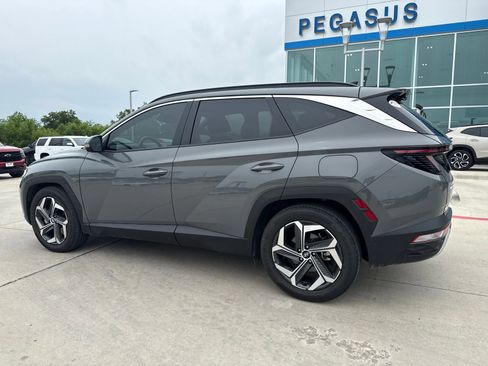 Used 2024 Hyundai Tucson Limited FWD image 3