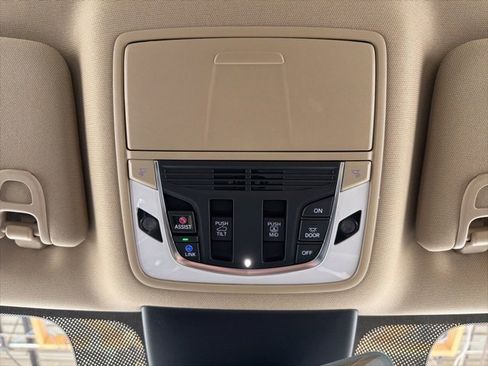 Certified 2023 Acura MDX SH-AWD image 32