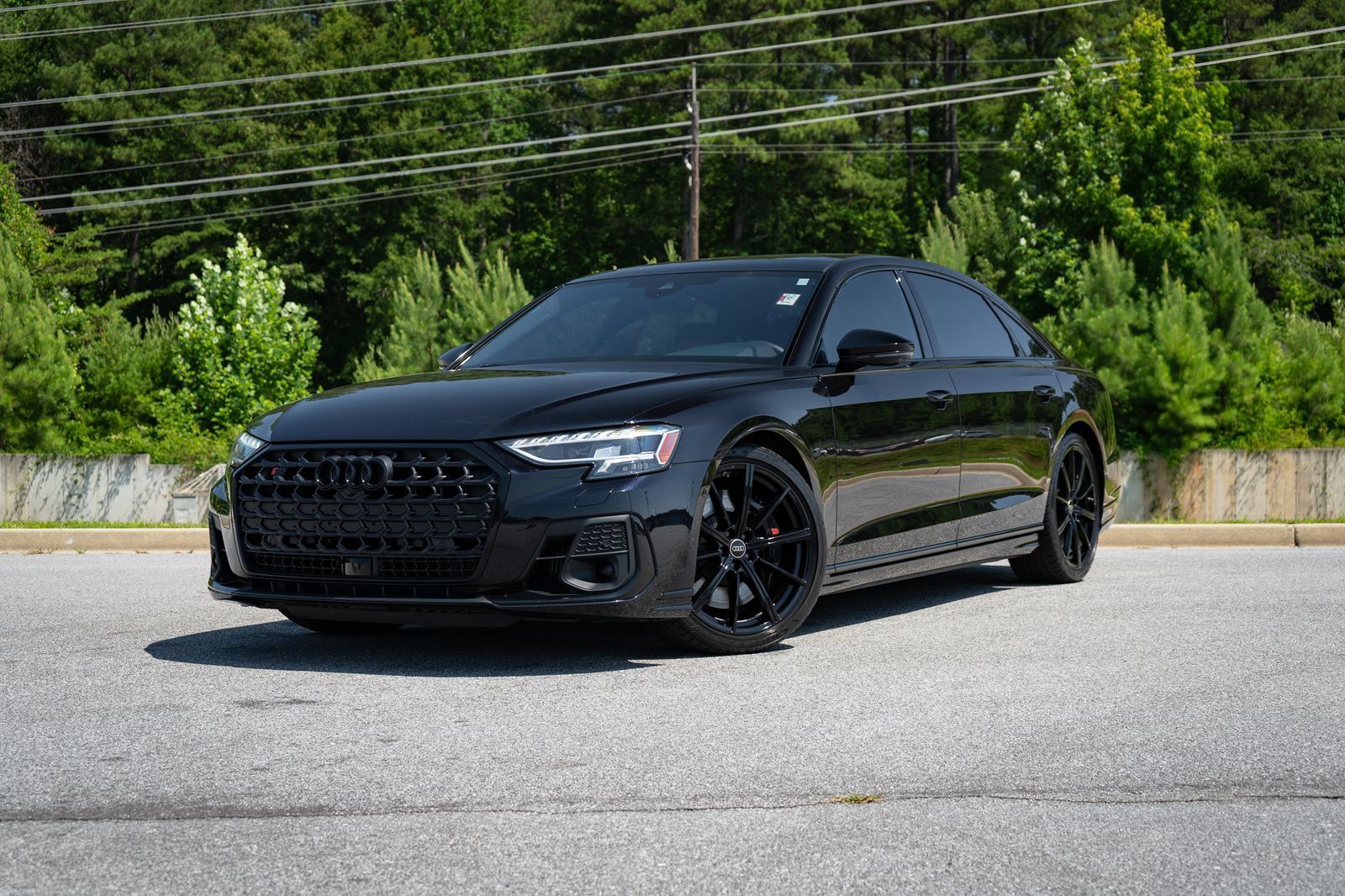 Used 2024 Audi S8 AWD/4WD image 3