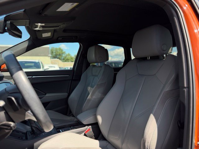 Used 2019 Audi Q3 2.0T Premium Plus AWD/4WD image 16