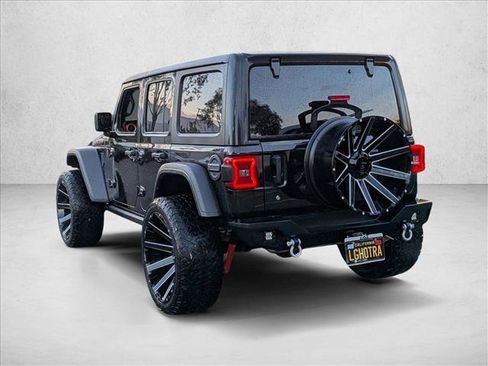 Used 2018 Jeep Wrangler Unlimited Rubicon image 7
