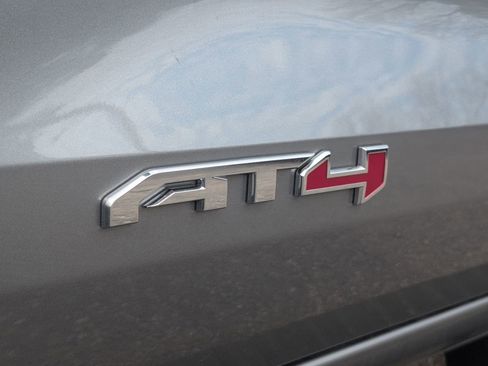 New 2025 GMC Canyon AT4 w/ Off-Road Front Bumper Package image 10