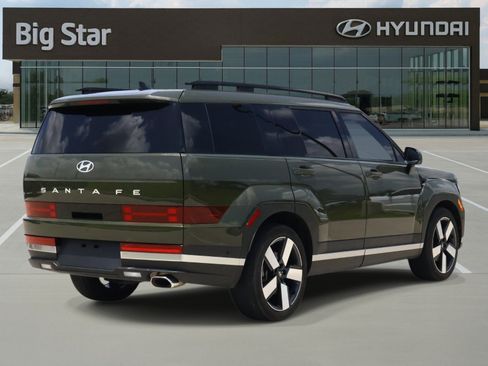 Used 2024 Hyundai Santa Fe Limited FWD image 4