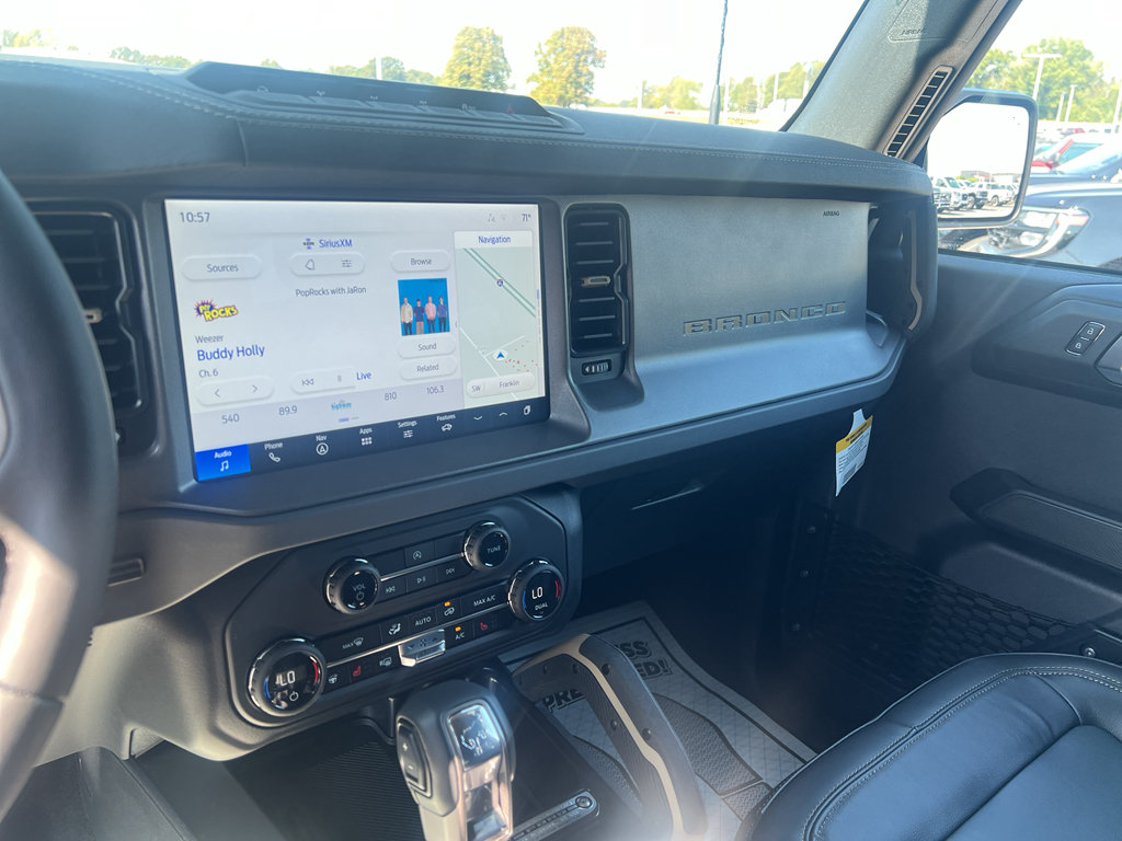 Certified 2025 Ford Bronco Badlands AWD/4WD image 11
