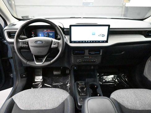 Used 2025 Ford Maverick XLT w/ XLT Luxury Package AWD/4WD image 16