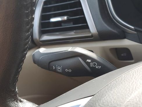 Used 2019 Ford Fusion SEL image 17