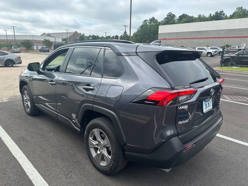 Used 2025 Toyota RAV4 LE AWD/4WD image 3