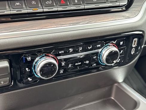 Used 2026 GMC Sierra 1500 SLT w/ SLT Premium Package image 21