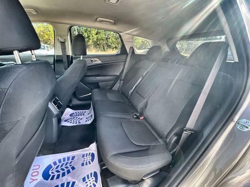 Used 2024 Kia Sportage LX image 22