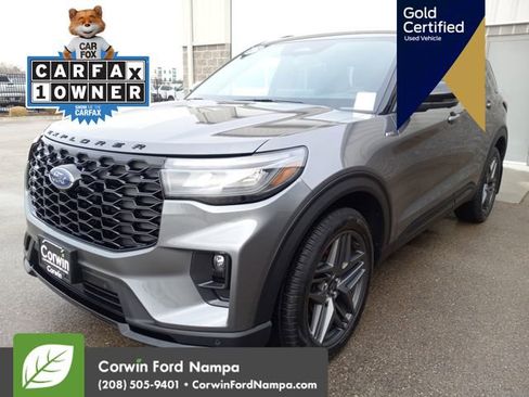 Certified 2025 Ford Explorer ST-Line w/ Premium Package image 9