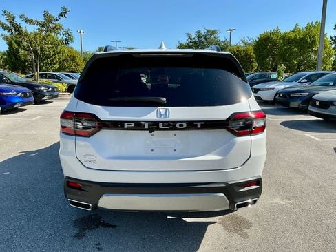 New 2026 Honda Pilot EX-L image 5