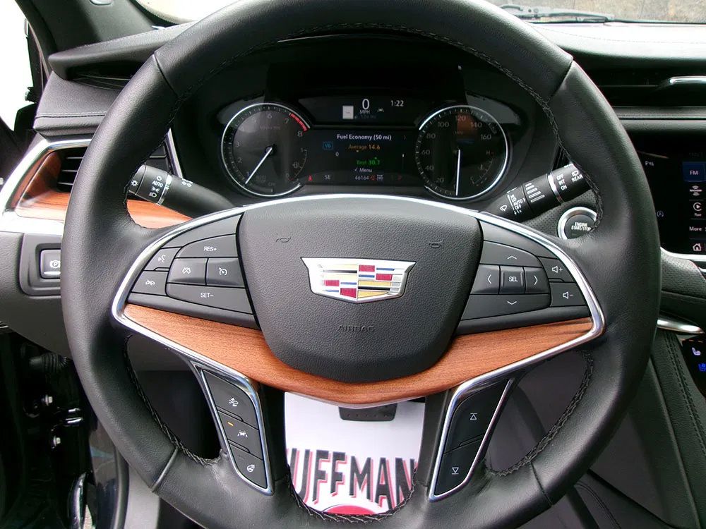 Used 2021 Cadillac XT5 Premium Luxury w/ LPO, Floor Liner Package AWD/4WD image 20