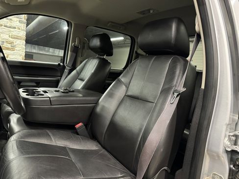 Used 2012 Chevrolet Silverado 3500 LT w/ Interior Plus Package image 23