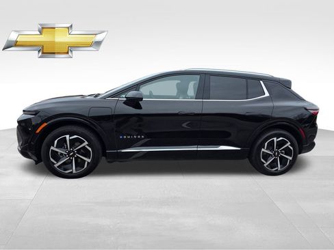 Used 2025 Chevrolet Equinox EV LT image 3