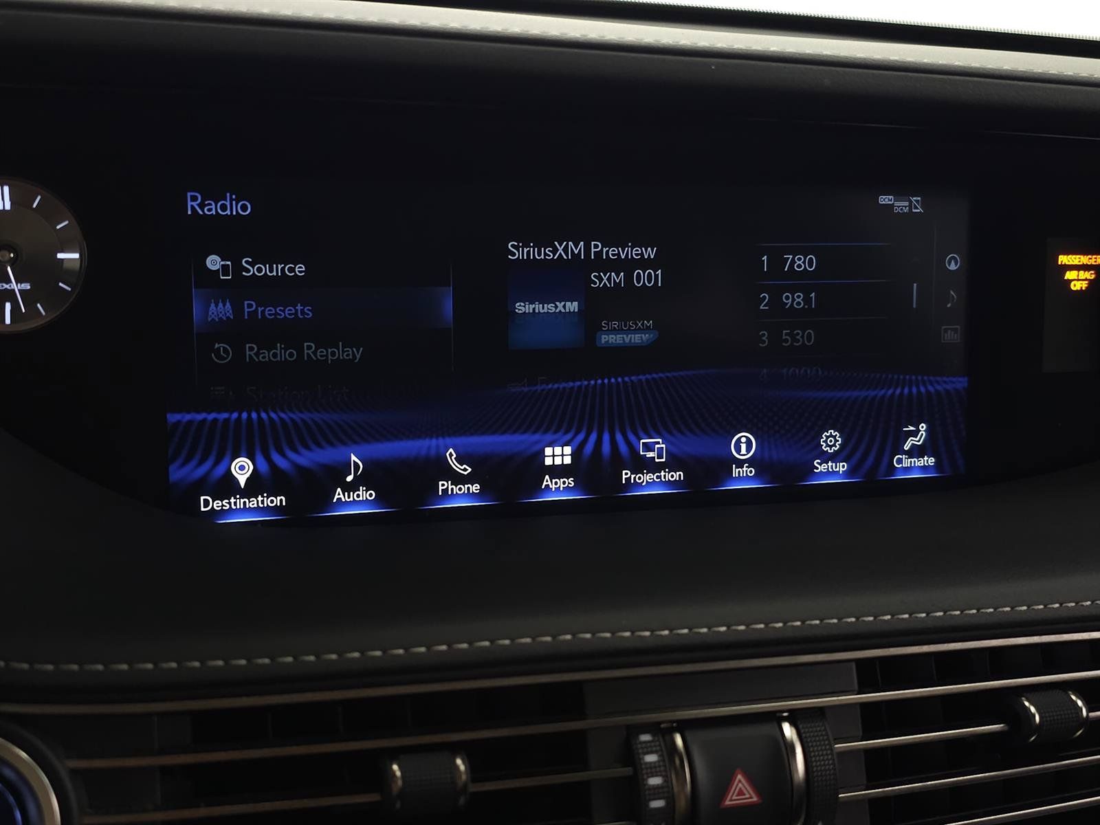 Used 2019 Lexus LS 500h AWD w/ Accessory Package (Z1) image 26