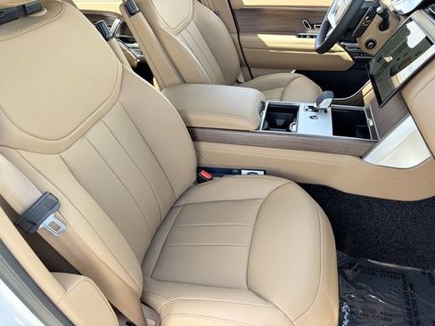 New 2026 Land Rover Range Rover Long Wheelbase SE AWD/4WD image 10