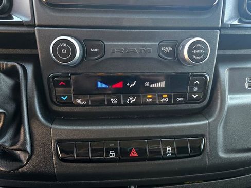 Used 2024 RAM ProMaster 2500 image 11