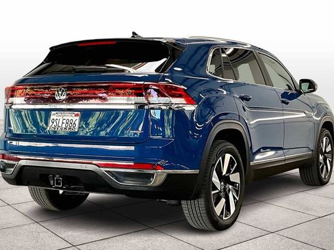 Used 2025 Volkswagen Atlas Cross Sport SEL image 16