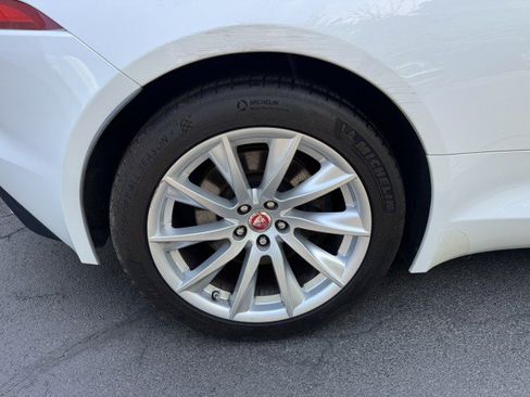 Used 2017 Jaguar F-TYPE Coupe RWD image 33