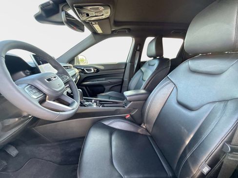 New 2025 Jeep Compass Limited w/ Sun & Sound Group AWD/4WD image 22