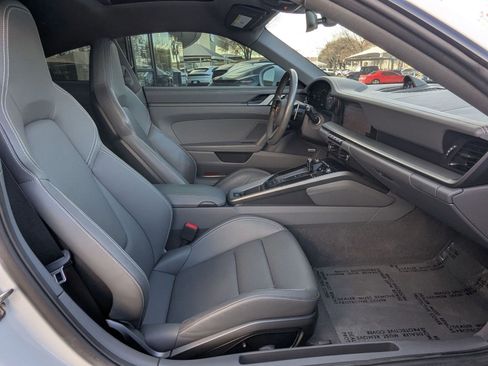 Used 2020 Porsche 911 Carrera image 22