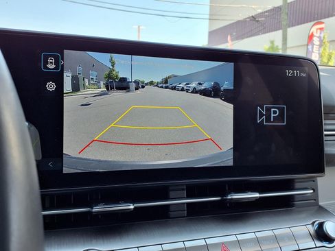 Used 2025 Hyundai Kona SEL AWD/4WD image 7