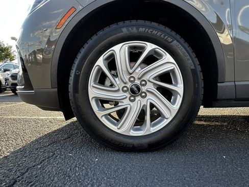 Used 2025 Lincoln Corsair FWD image 27