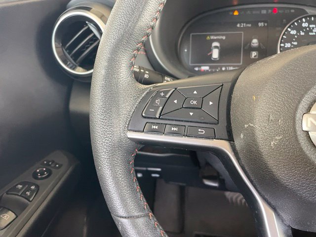 Used 2023 Nissan Kicks SR FWD image 12
