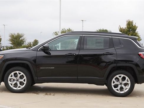 New 2026 Jeep Compass Latitude image 6