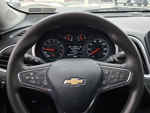 Used 2023 Chevrolet Malibu LT image 18
