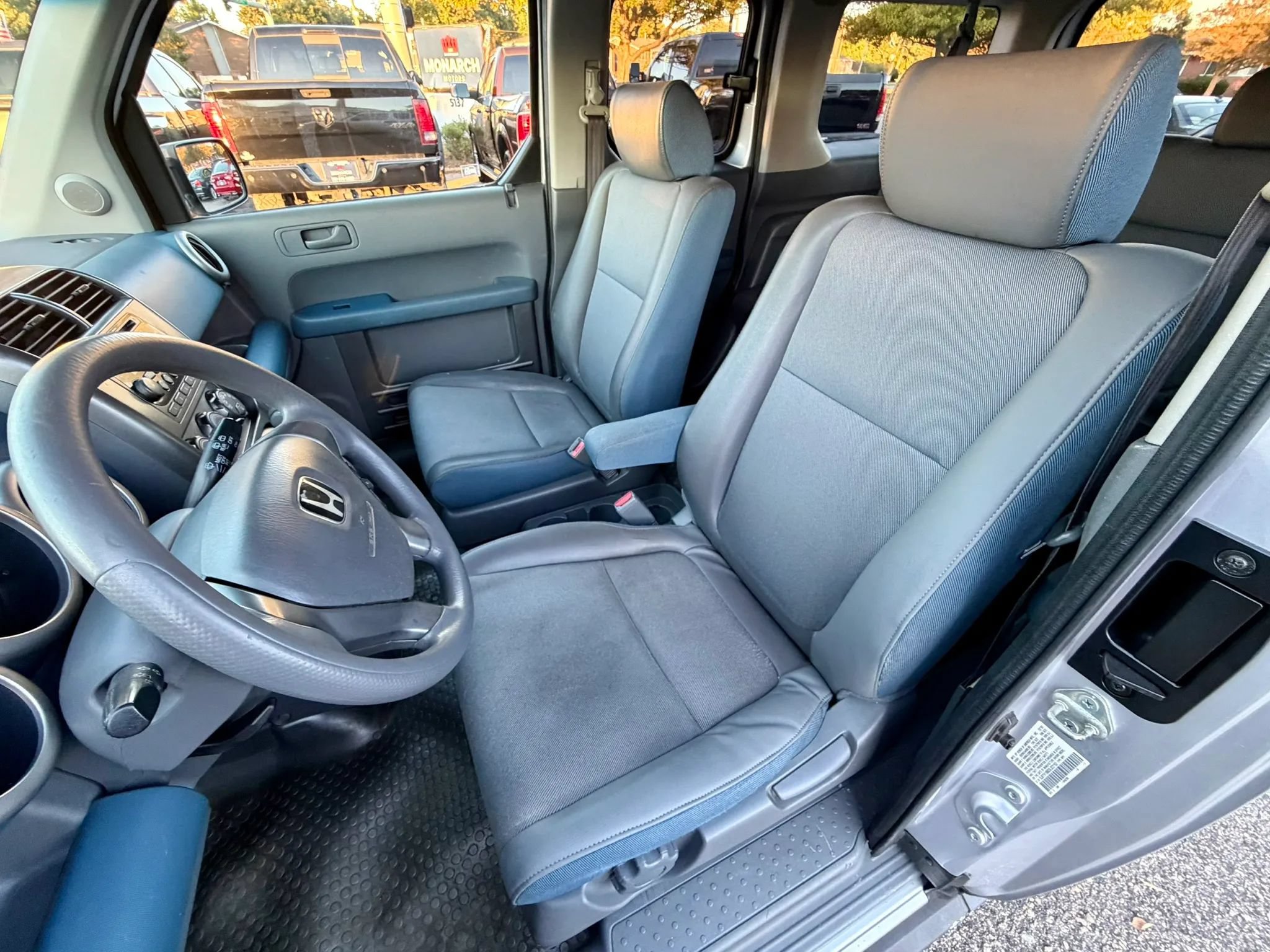 Used 2003 Honda Element EX image 8