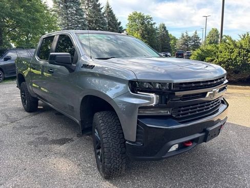 Used 2021 Chevrolet Silverado 1500 LT Trail Boss w/ Convenience Package II AWD/4WD image 2