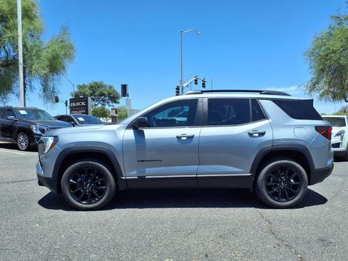 Used 2026 GMC Terrain Elevation w/ Black Edition FWD image 9
