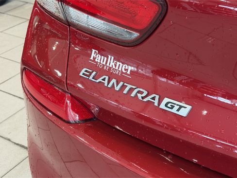 Used 2020 Hyundai Elantra GT FWD image 7