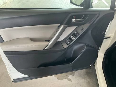 Used 2018 Subaru Forester 2.5i Limited w/ Popular Package #2 AWD/4WD image 3