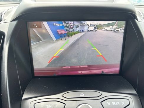 Used 2015 Ford Escape SE w/ Equipment Group 201A AWD/4WD image 34