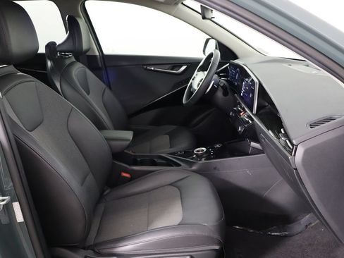 Used 2023 Kia Niro Wind FWD image 18