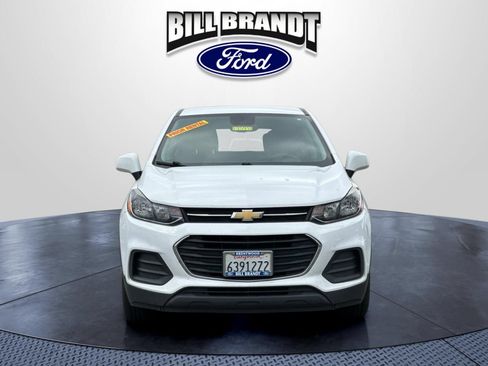 Used 2020 Chevrolet Trax LS FWD image 8