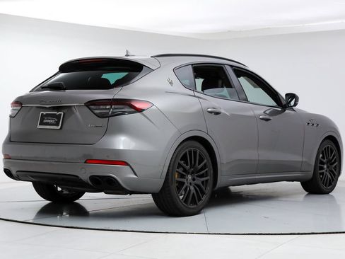 Certified 2022 Maserati Levante GT AWD/4WD image 5